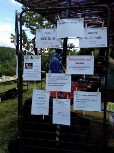 Stand d'accueil :plein d'infos !